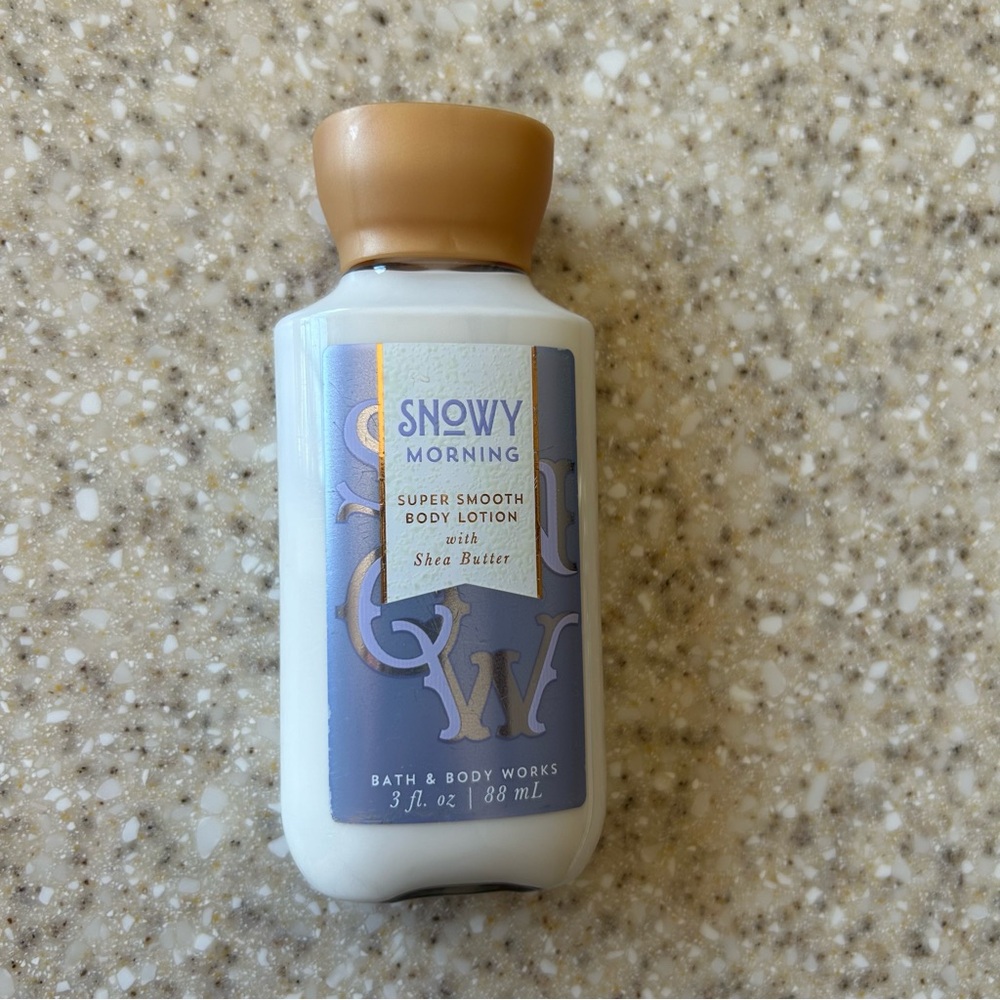 Bath and body works snowy morning super smooth body hand lotion w/ shea butter - Picture 2 of 3